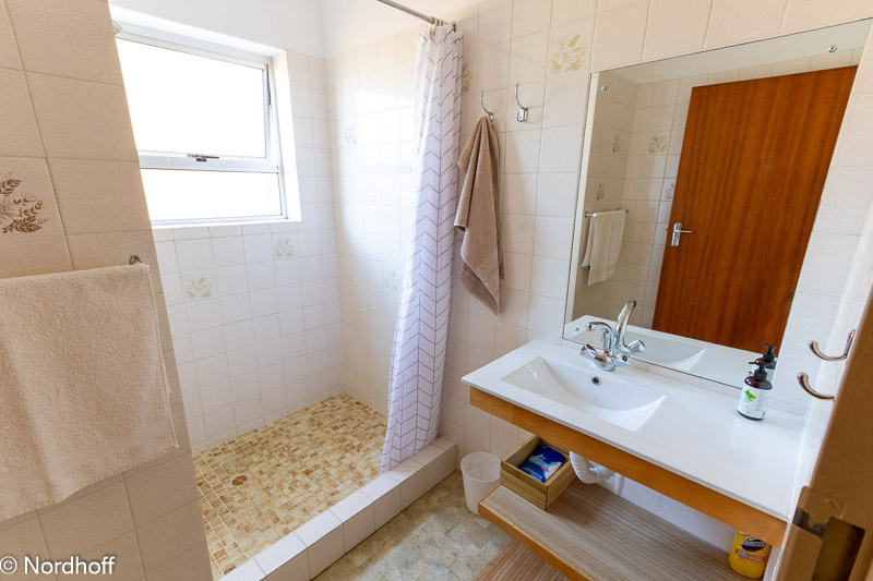 Dusche, unten